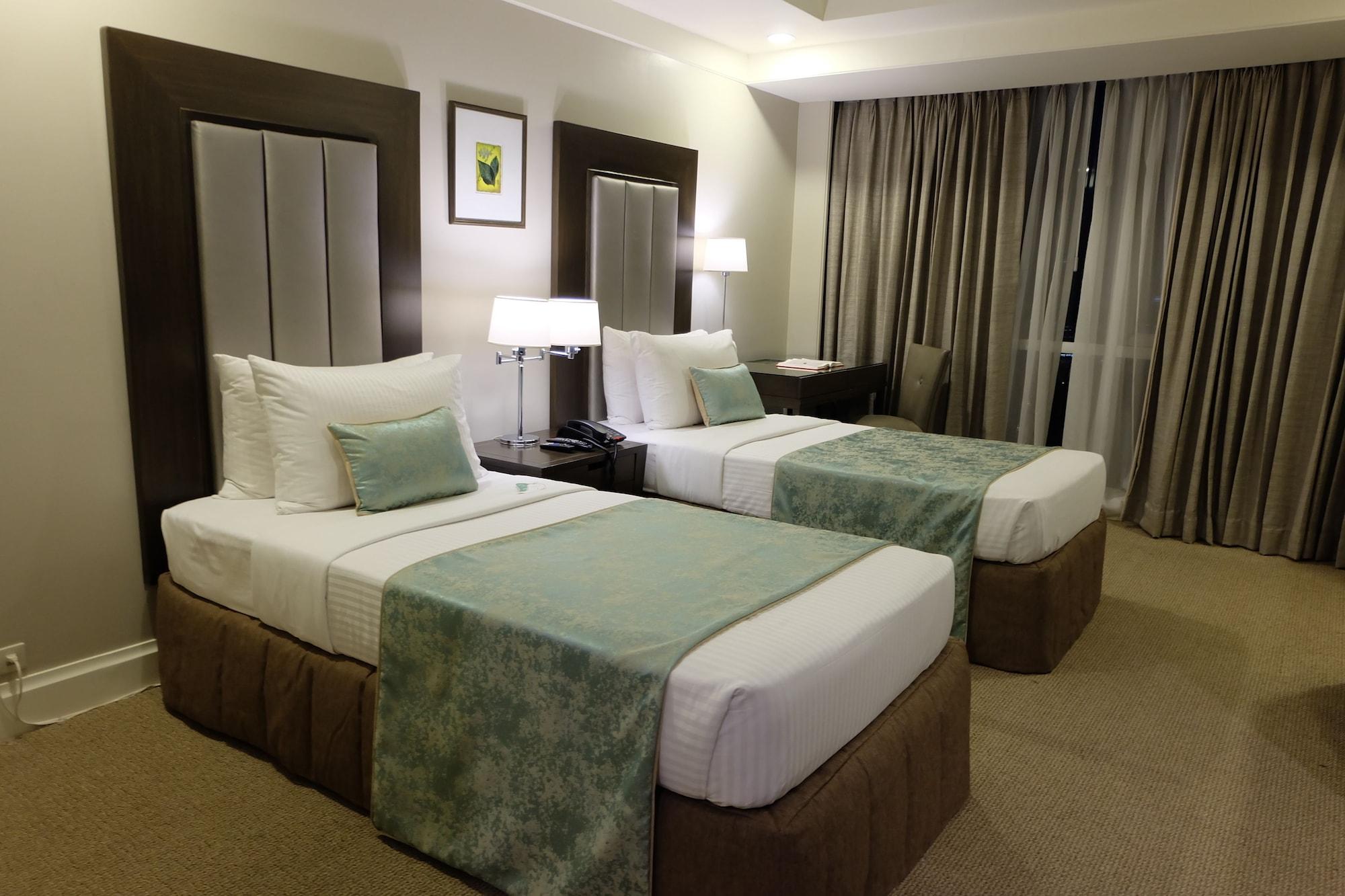 Somerset Millennium Makati Макати Экстерьер фото